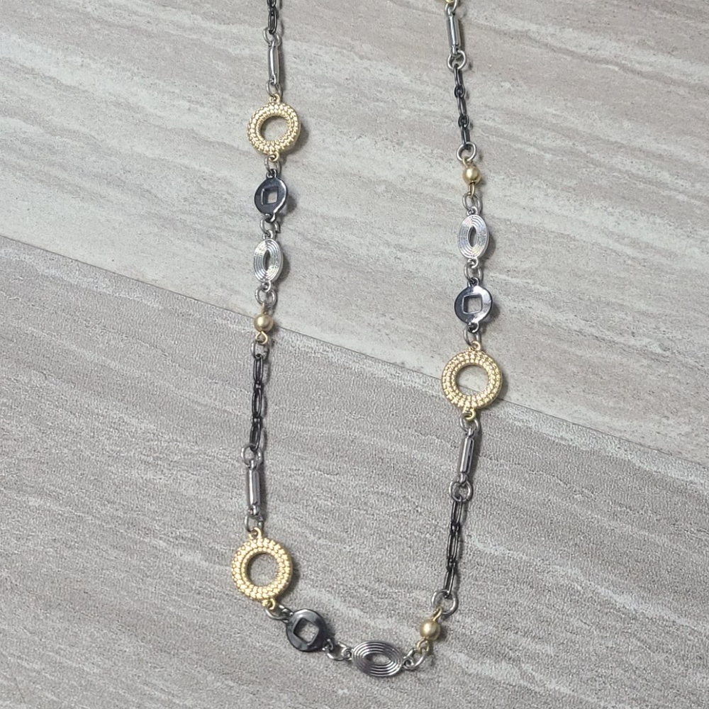 Lia Sophia necklace‎
